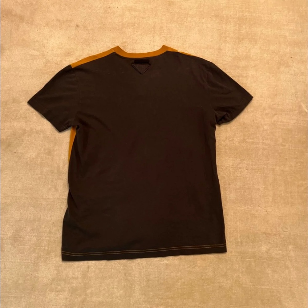 Prada tee - Picture 4 of 6